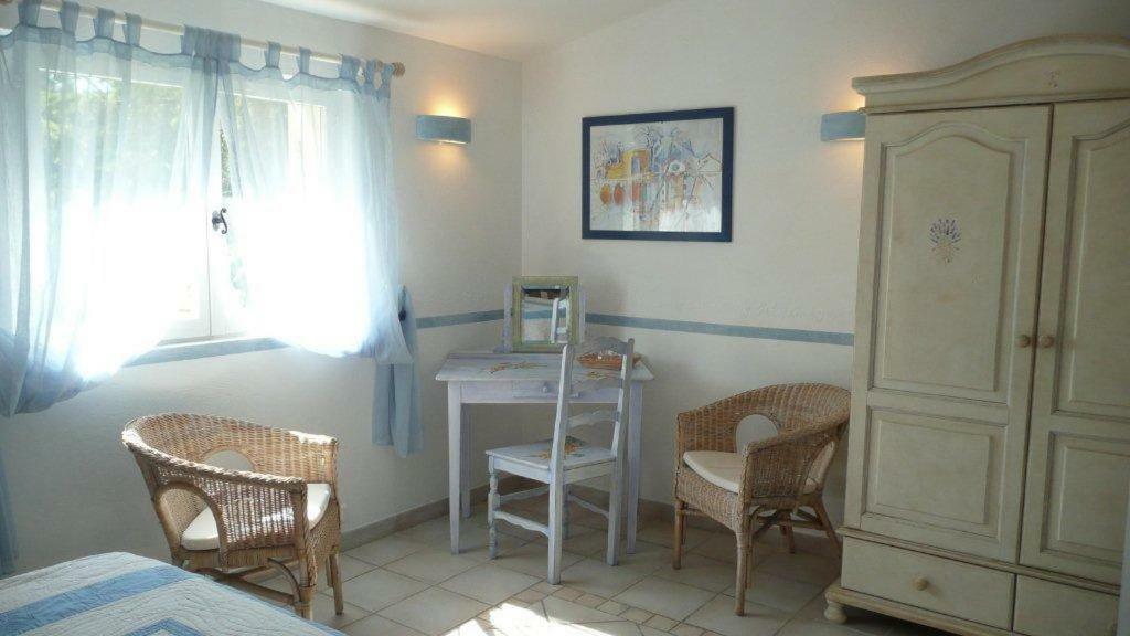 Les Chambres Des Taillades Les Taillades Екстер'єр фото