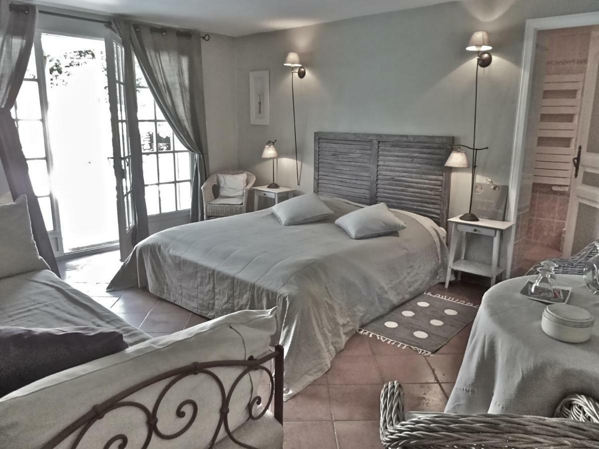 Les Chambres Des Taillades Les Taillades Екстер'єр фото